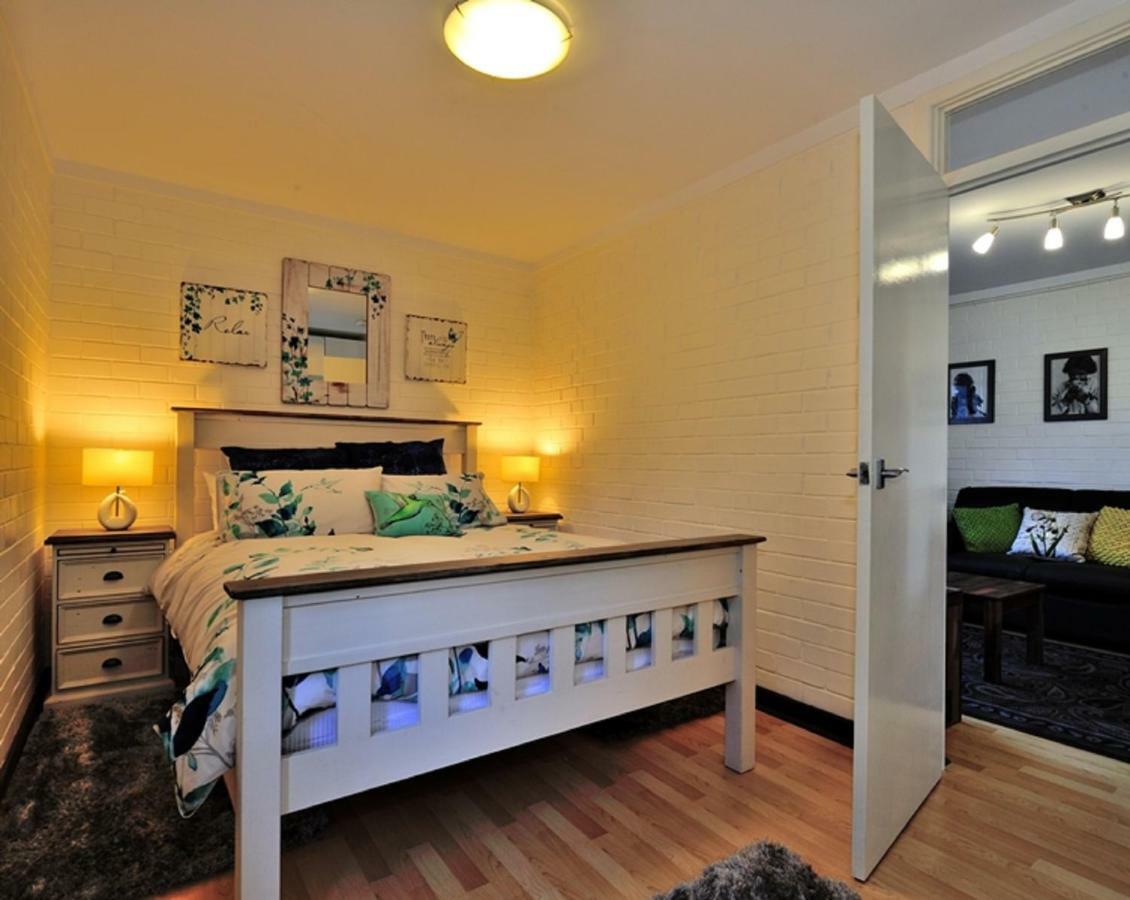 Cappuccino Delight - 1 Bedroom Central Fremantle Apartment Exterior photo